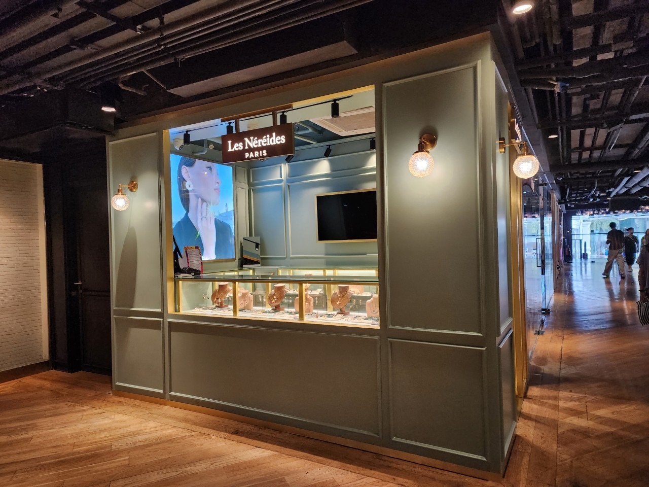 Interior Decooration :Les Néréides Paris